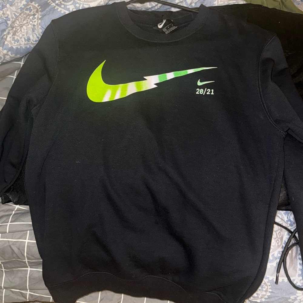 Men’s Nike hoodie
